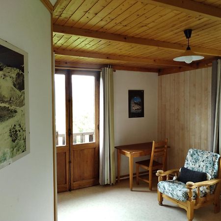 Le Vieux Chalet Bed & Breakfast Embrun Exterior photo