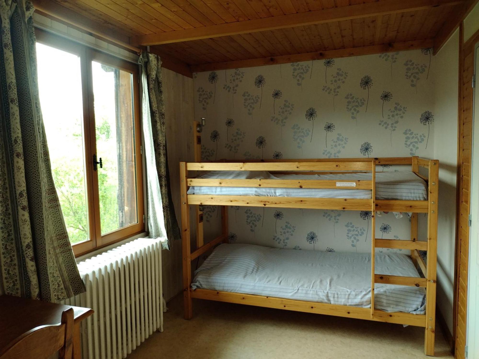Le Vieux Chalet Bed & Breakfast Embrun Exterior photo